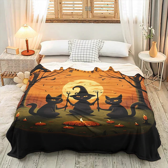 Halloween Decoration Cat Throw Blanket - Soft and Cozy Fleece with Spooky Cat Design